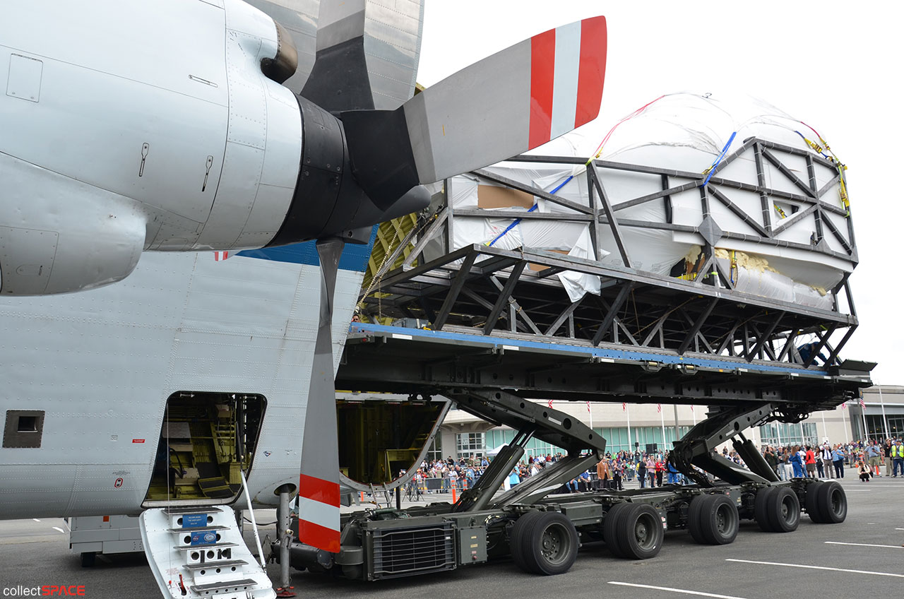 NASA Space Shuttle Trainer Lands at Seattle's Museum of Flight
